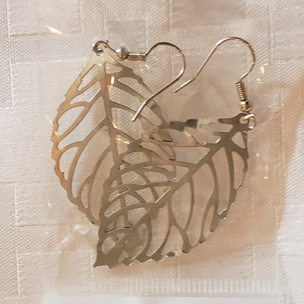 Silver leaf dangle earrings, lightweight boho